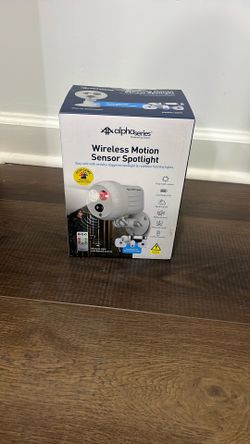 Wireless Motion Sensor Spotlight