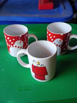 Snoopy Charlie Brown Christmas mug