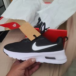 NIKE AIR MAX BRAND NEW (SZ WOMENS 8.0/6.5Y)