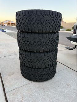 Kenda Klever 33x12.50Rx20LT Tires
