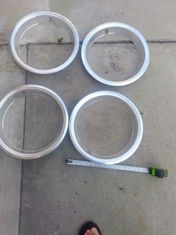 14 inch beauty rings. 2 inch deep. Look at pixs