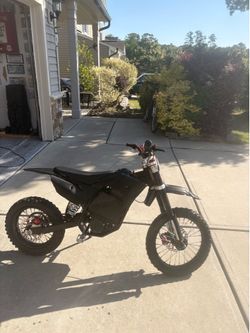 Moto tec 60v 2000w pro( read description!) need gone asap. If you come anytime this week before, $975!