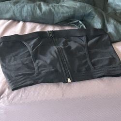 Used-Size large-Medela Hands Free Pumping Bustier | Easy Expressing Pumping Bra with Adaptive Stretch