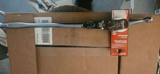 Milwaukee 1/2 flex ratchet long handle 18"
