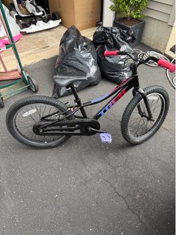 Specialize flat tire bike