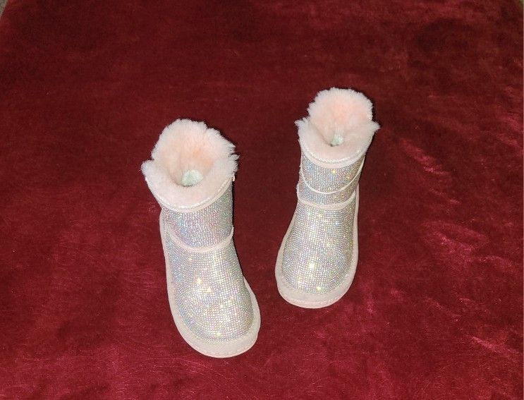 Girl's Youth. 13 Pink Sparkle Ugg Style Boots Excellent Condition PRICE Is Firm Cash Only 