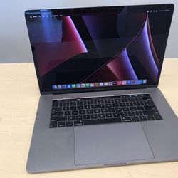 15” MacBook Pro Touch Bar 