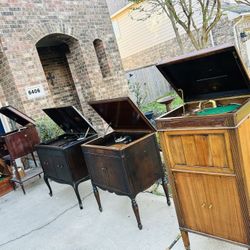 Original antique phonograph