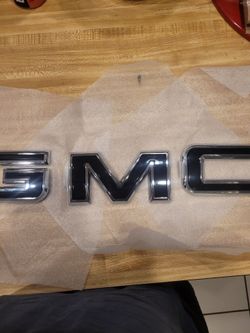 Black GMC Sierra Tailgate Letters