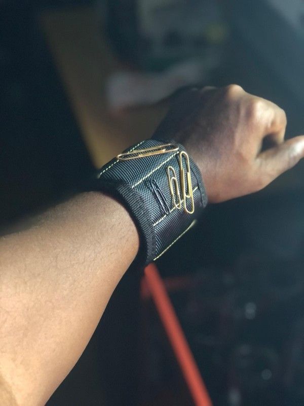 One Size Fit All, Magnetic Wrist Band