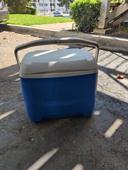 Igloo Ice Chest