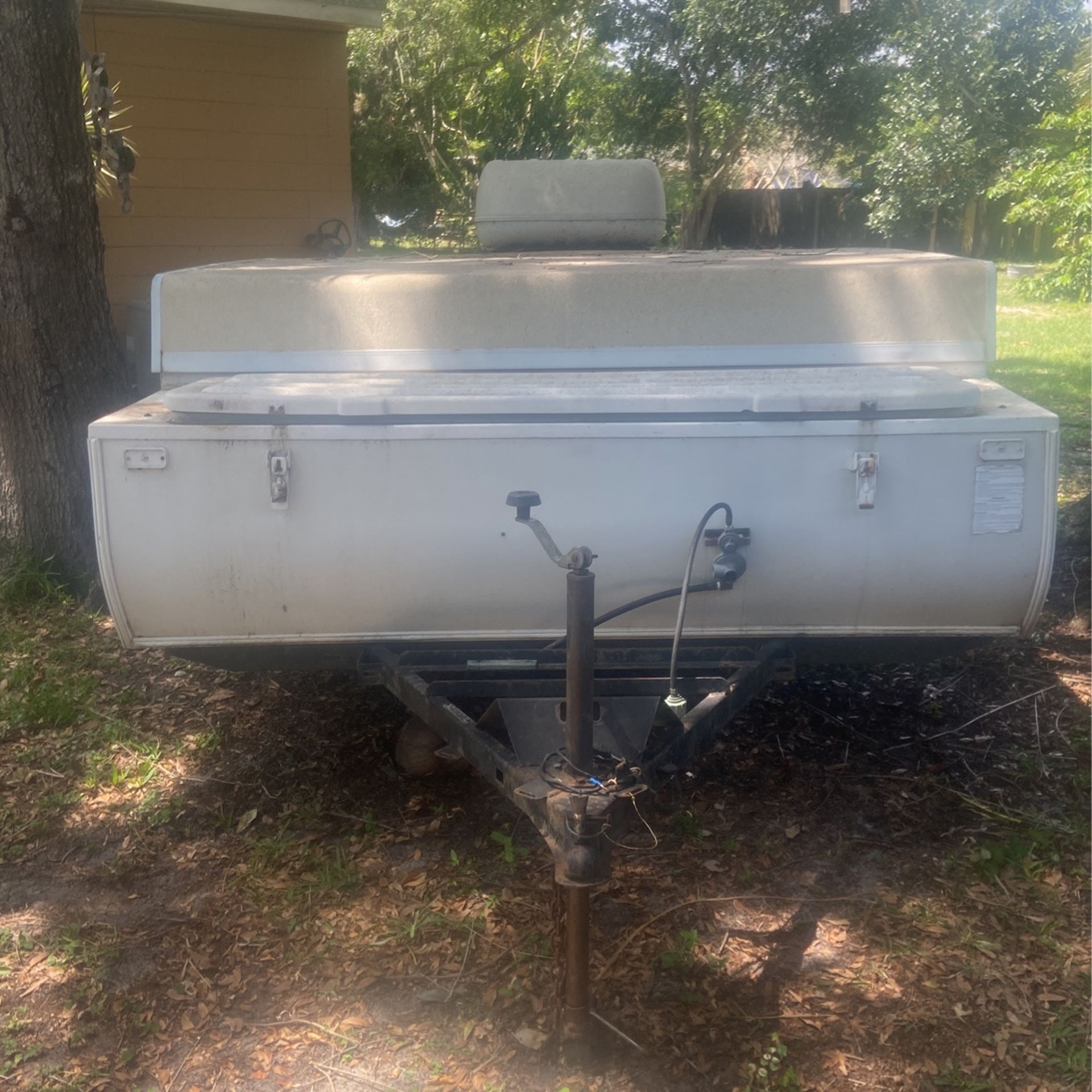 2003 Aero Voyager Pop Up Camper
