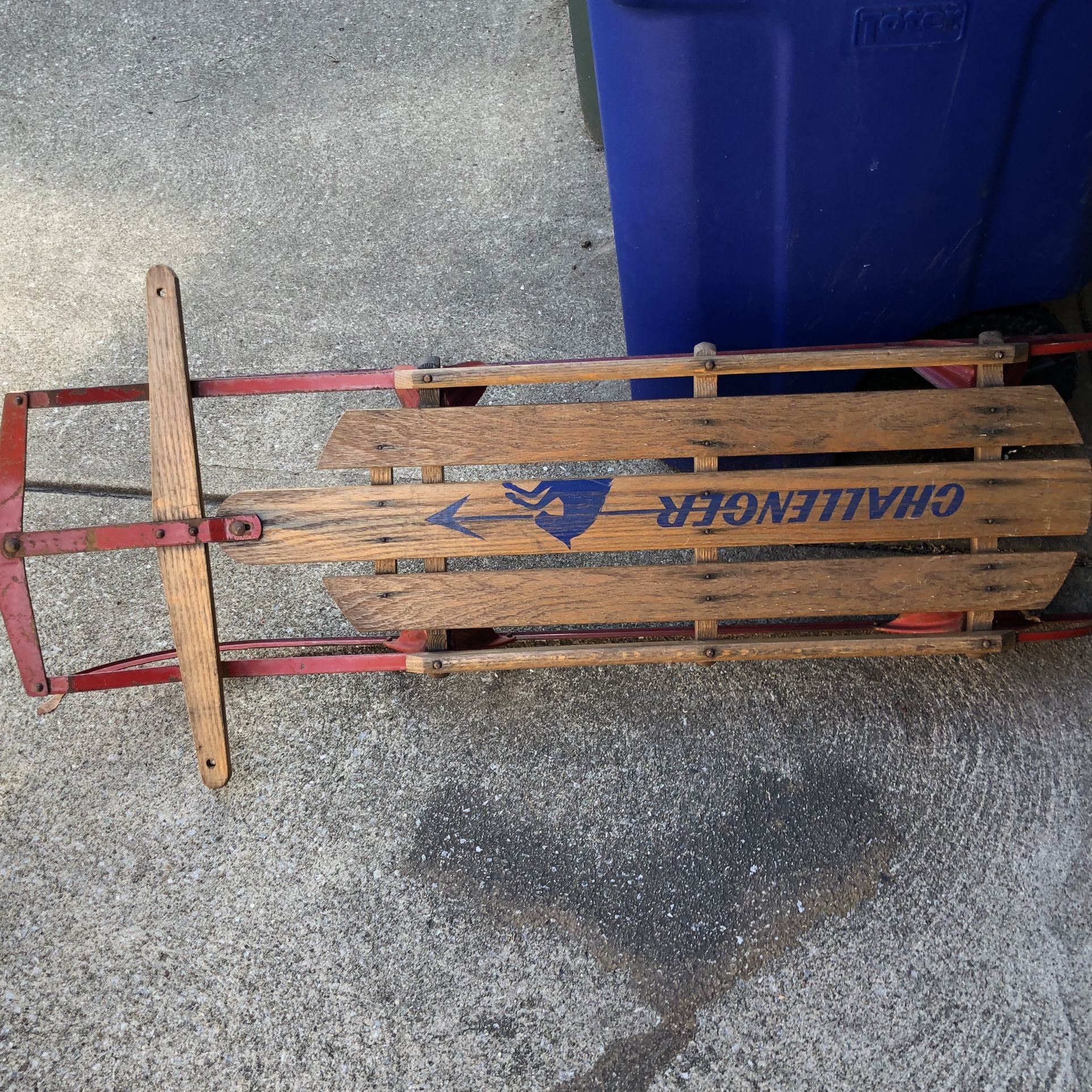 VINTAGE WOODEN SLED - CHALLENGER