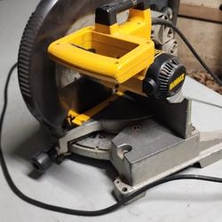 Dewalt 12" Chop Saw