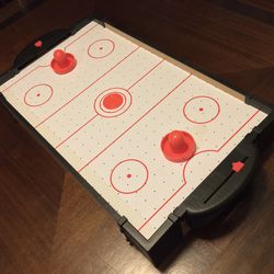 mini air hockey game 