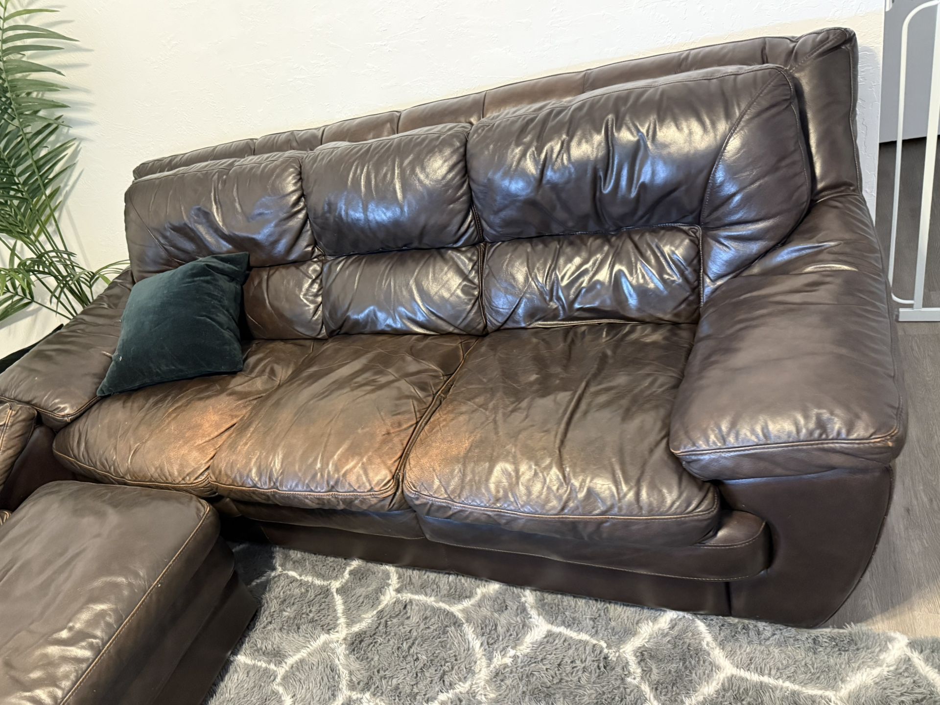COUCH SET