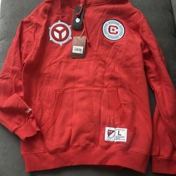mitchell &ness size large chicago fire hoodie 