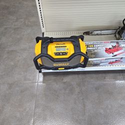 Dewalt Speaker