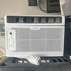 Toshiba 6000 BTU Window Air Conditioner
