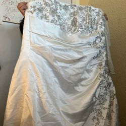 White wedding dress