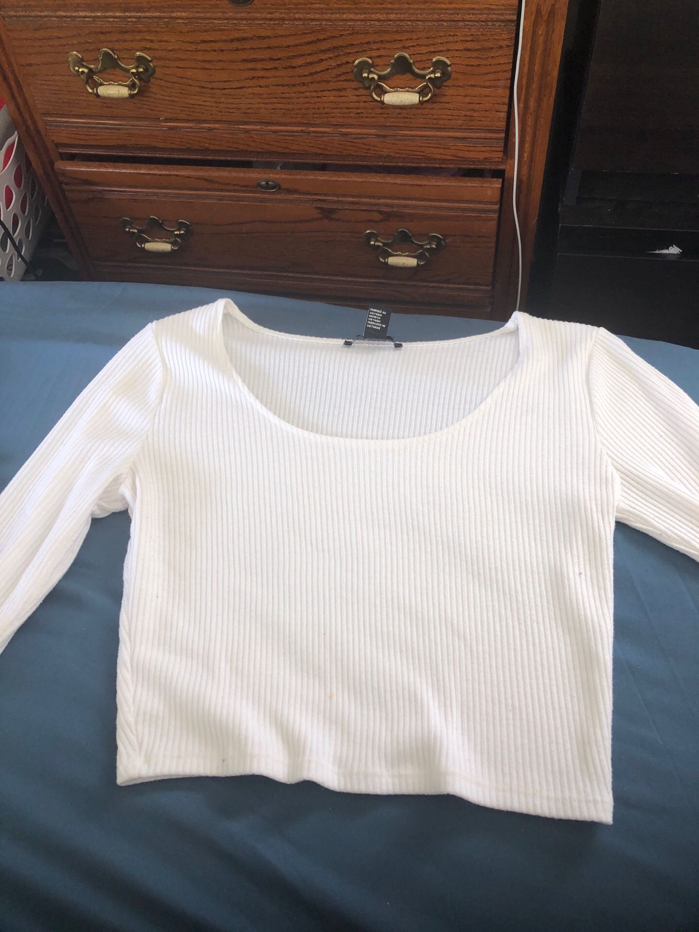Forever 21 long sleeve crop top