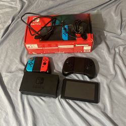 Nintendo Switch 