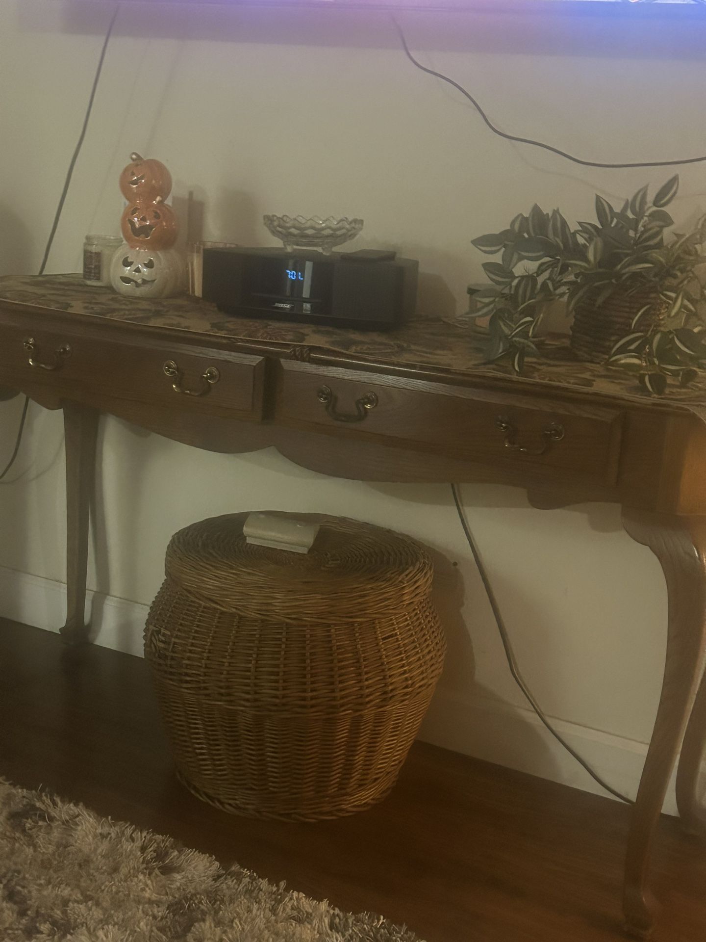 Maple Wood, Ethan Allen Sofa table/console