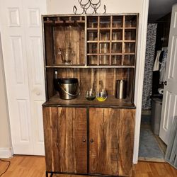 Wooden & Metal Bar With Hutch 