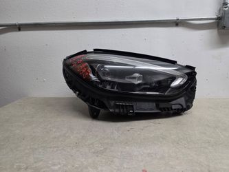 Right headlight mercedes benz c300 c43 c63 c-class 2022 2023 2024 2025