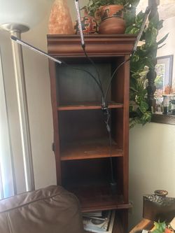 Two tall beautiful book shelf’s