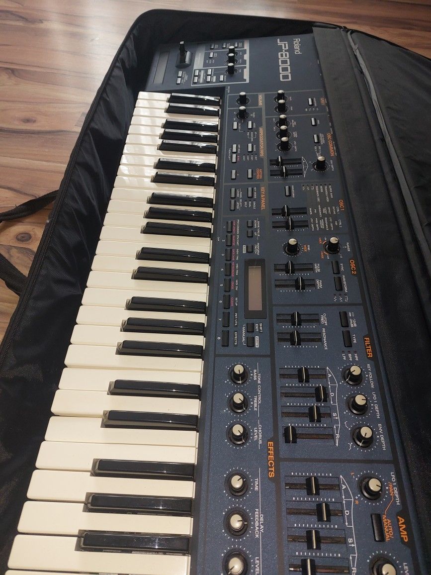 Roland JP8000 Analog Synthesizer