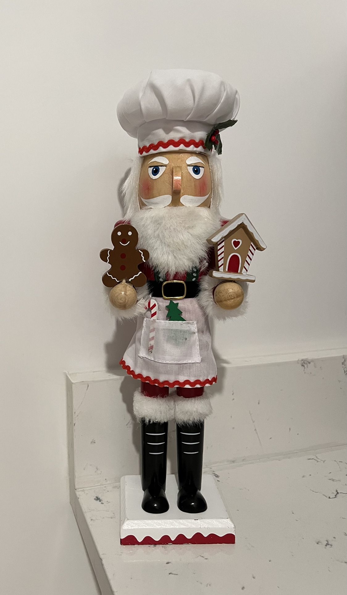 14” Baker Christmas Nutcracker