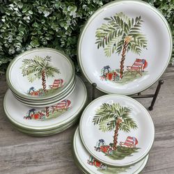 Gibson Elite China Palm Court Christmas Holiday Palm Tree 12-pc Dinnerware Set Vintage