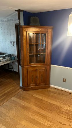 Hitchcock Corner Hitch