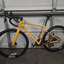 Co op Adv 2.2  Gravel Bike