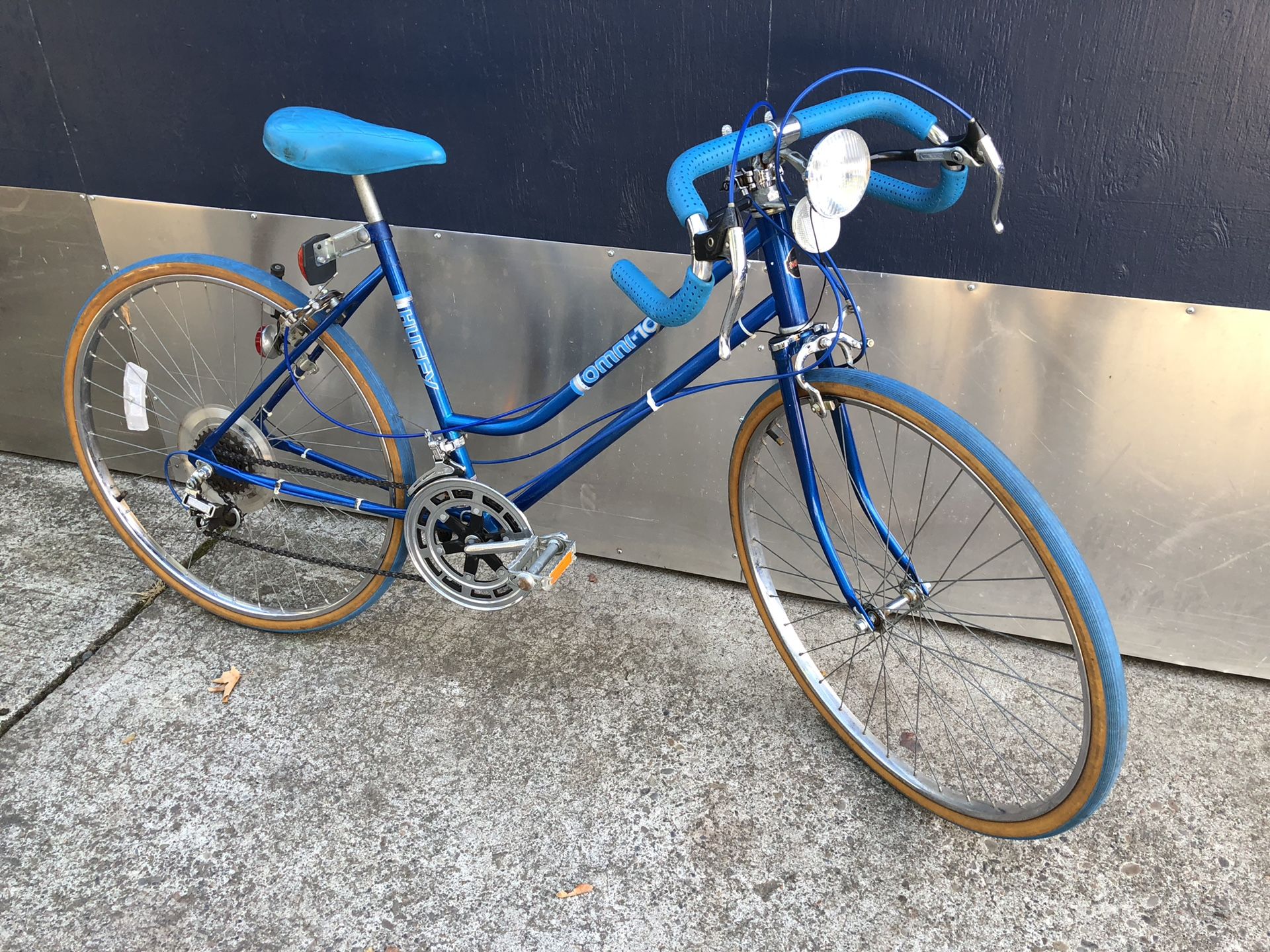 Huffy Omni10 vintage road bike with generator light kit for Sale in