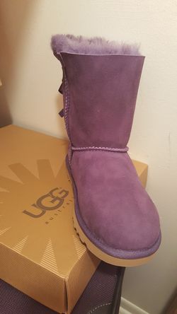 UGG