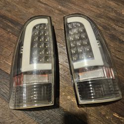 2005-2015 Tacoma LED Tail Light 