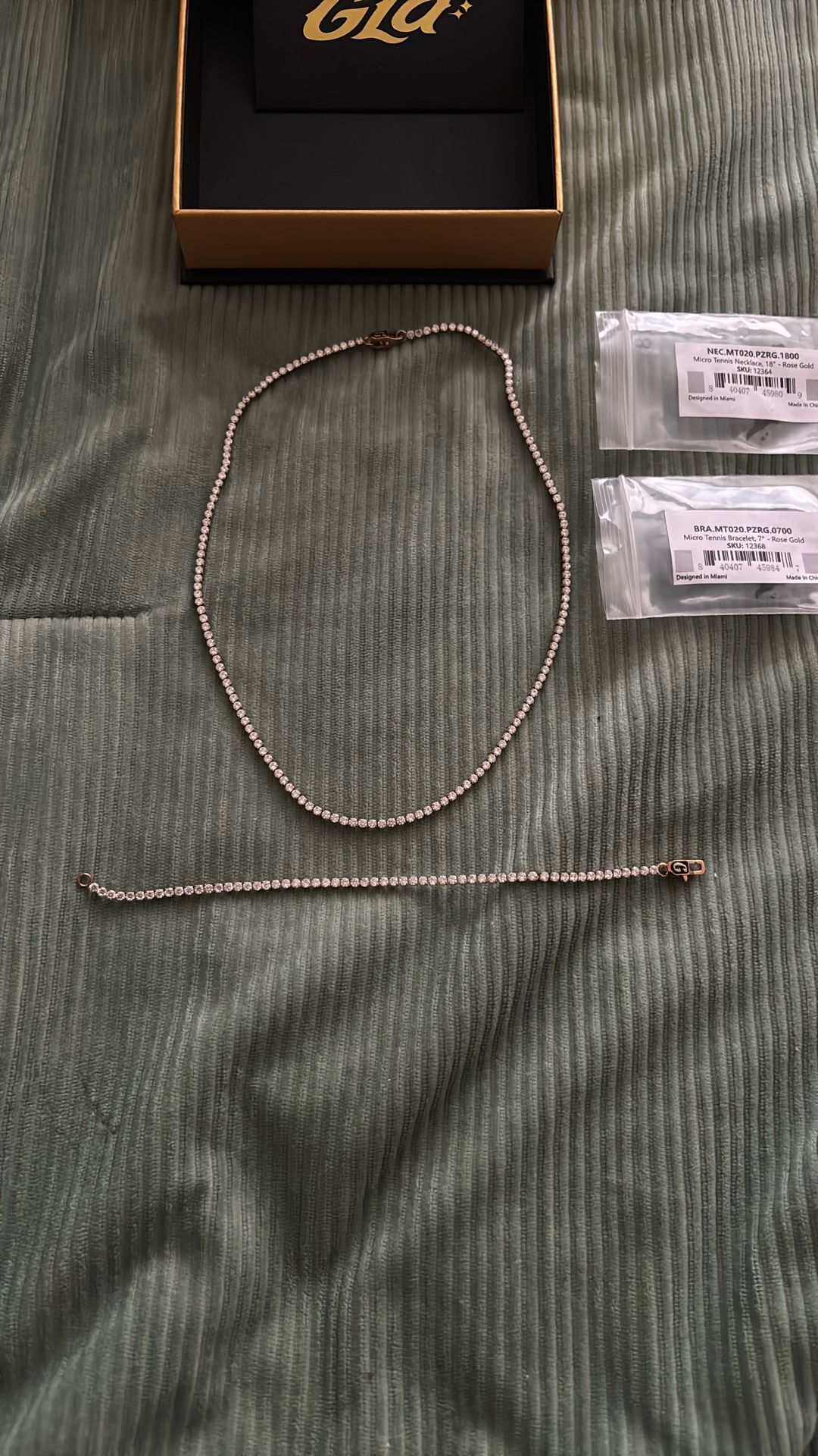 GLD Rose Gold micro Necklace And Bracelet 