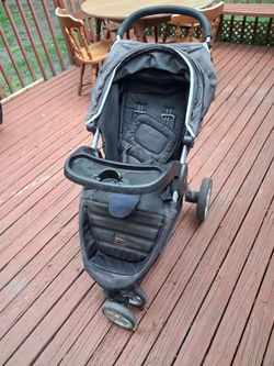 Stroller great condition ready to ride