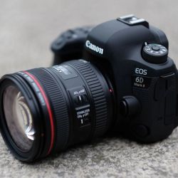 Canon 6D mark2 With Lenses And Accessories 