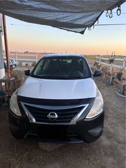 Nissan Versa 2016