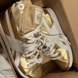 Reebok W Shoes Size 7