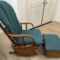 Rocking Chair With Ottoman
