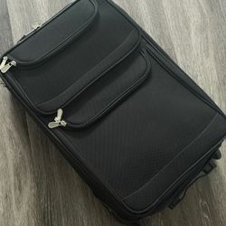 Kenneth Cole reaction Two Wheeled Suitcase