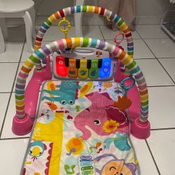 Fisher Price Kick And Play 