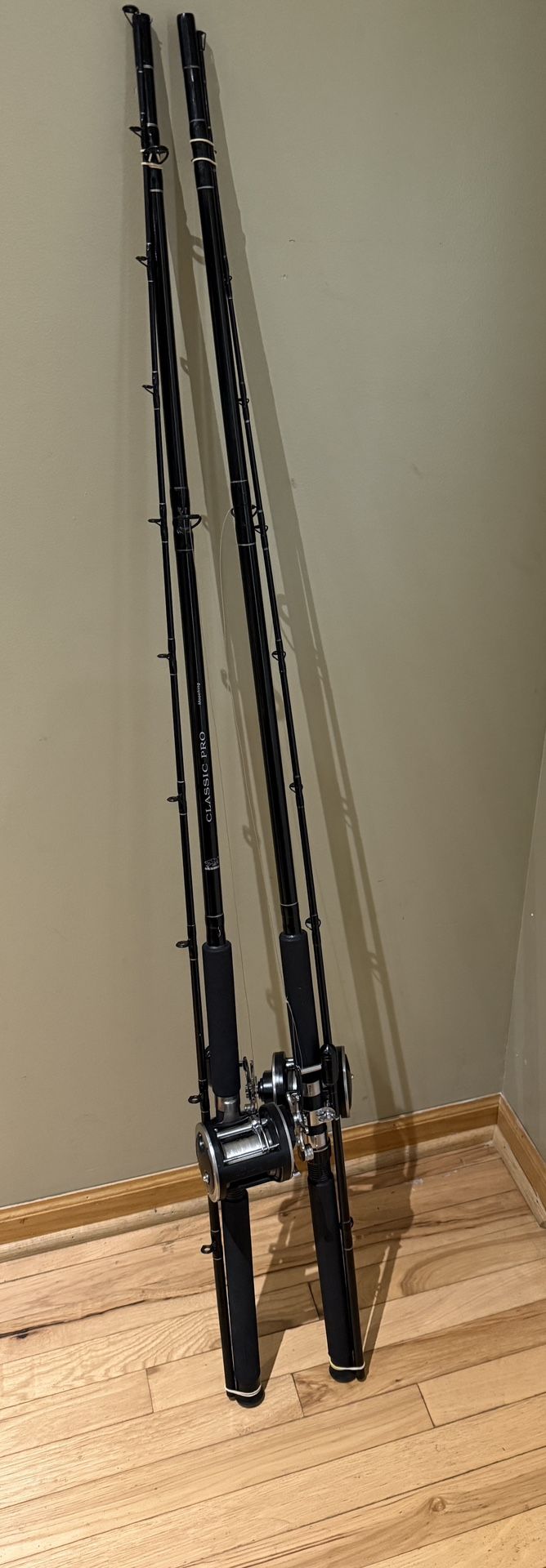 Trolling rods and reels combo, salmon fishing gear