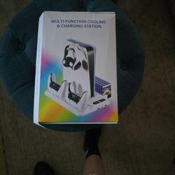 Charging Station/cooling fan for ps5