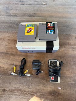 Nintendo NES Classic Retro Gaming Console – 3 Games Included