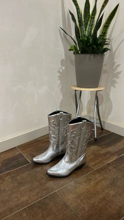 Soda Women Size 9 Cowgirl Boots